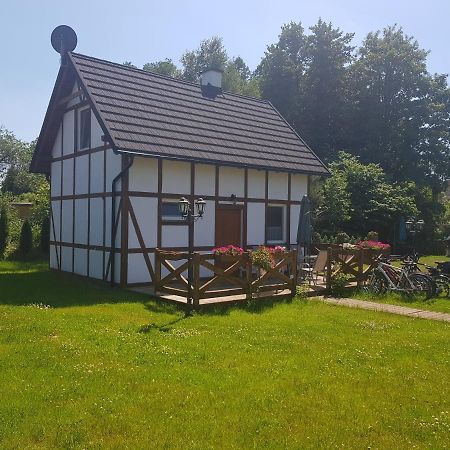 Chata Nad Rzeka Lipusz Exteriér fotografie