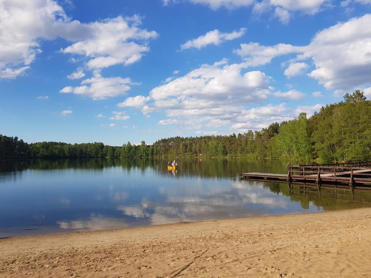 Chata Nad Rzeka Lipusz Exteriér fotografie